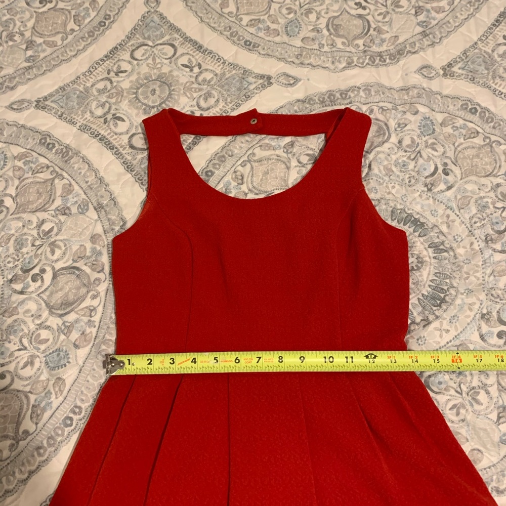 Red Dress - Picture 3 of 6